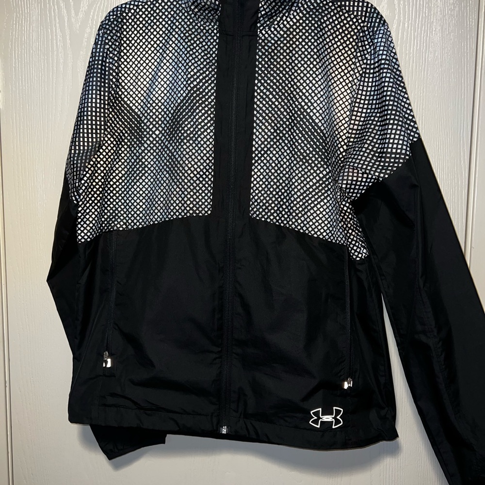 Under Armour running w/reflection